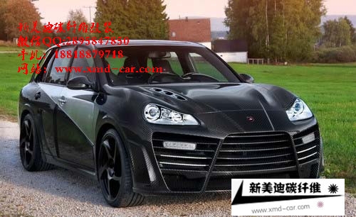 保時(shí)捷 PORSCHE MACAN 小卡宴 改裝碳纖維包圍前后擾流板機(jī)蓋排氣。