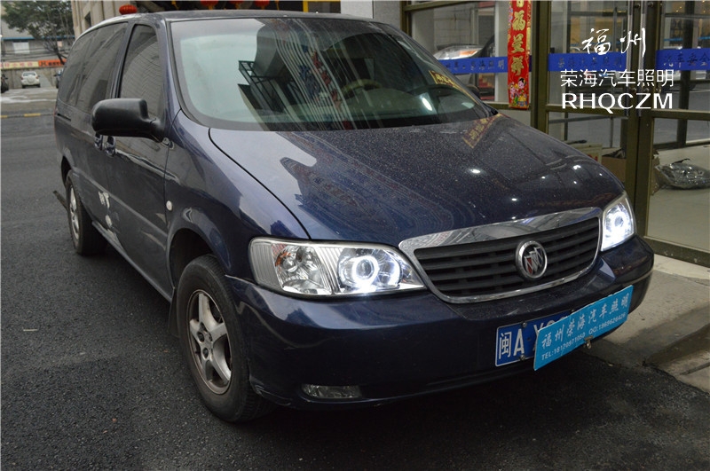 福州改燈 GL8大燈升級奧迪Q5雙光透鏡天使眼 福州榮海汽車照明