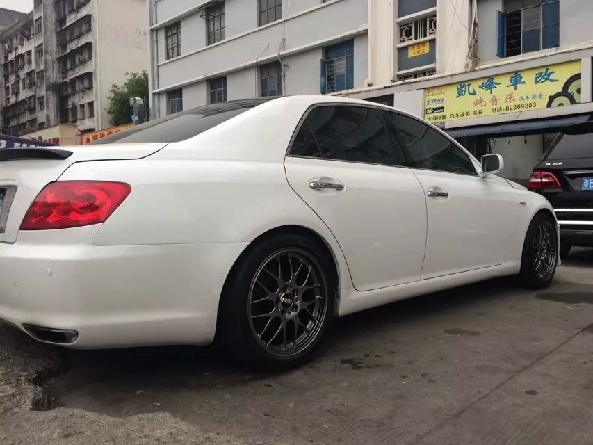 銳志， 裝18寸、BBS