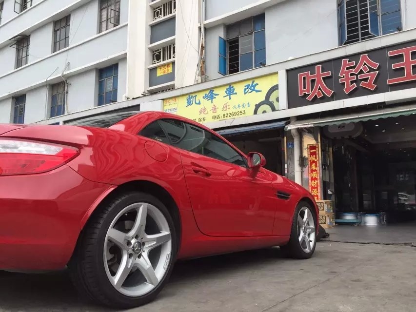 奔馳SLK．裝18寸、AMG
