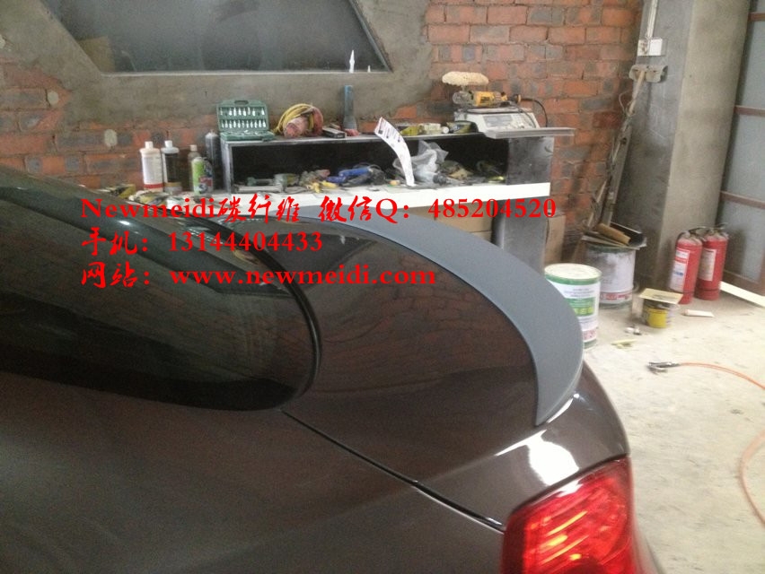 BMW寶馬6系F12 F13 640i 650i改裝M6款排氣管尾翼保險(xiǎn)杠大包圍