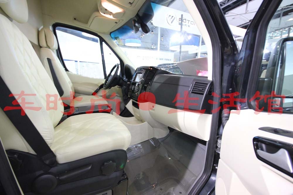 奔馳威霆改裝/商務(wù)車改裝