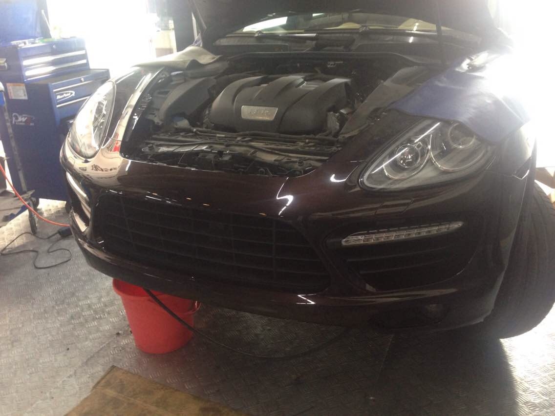 卡宴到店升級TURBO套件和REMUS遙控閥門排氣