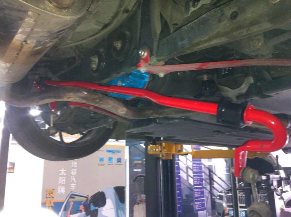 豐田GT86升級(jí)防傾桿，變速系統(tǒng)，和加裝機(jī)械增壓：