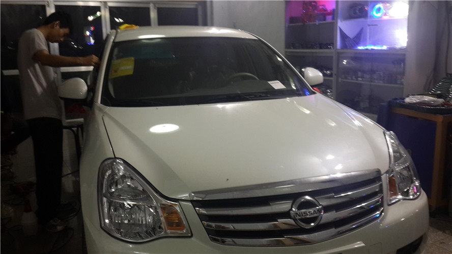 壽光改燈，無限動(dòng)力車改軒逸貼膜改氙氣燈