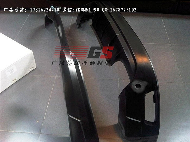 沃爾沃XC60改裝HEICO包圍前唇后唇四出排氣管護(hù)板小包圍XC60改裝