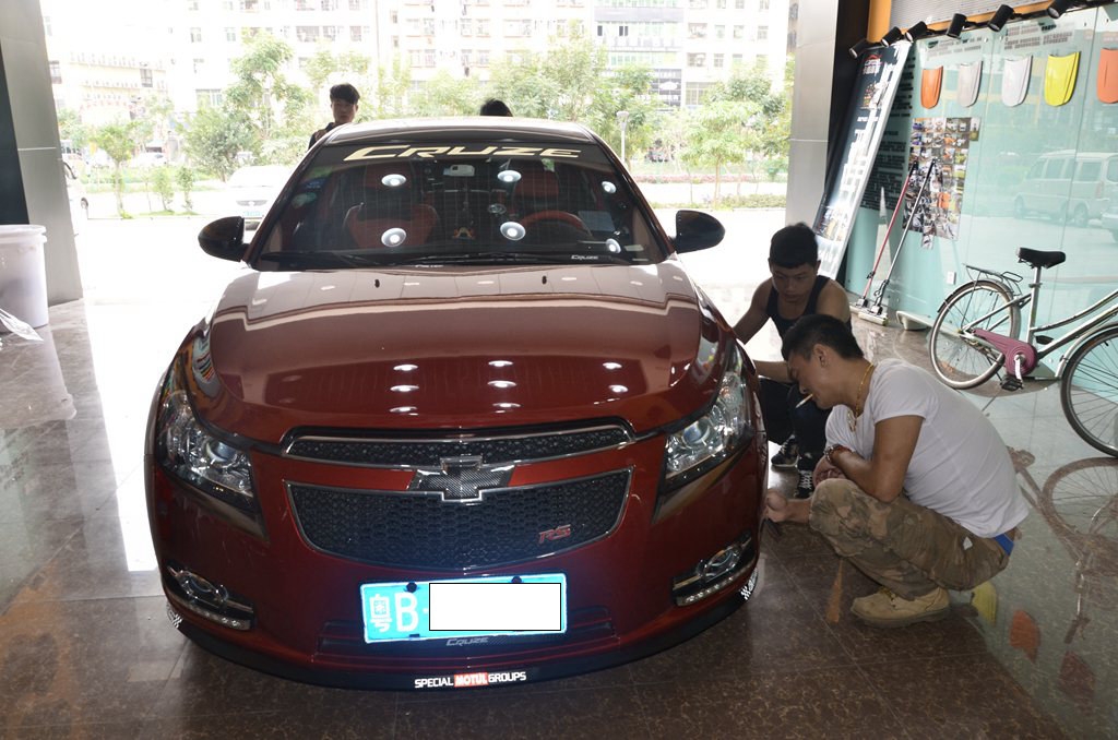 車身改色貼膜 雪佛蘭科魯茲全車金屬拉斯紅改色貼膜
