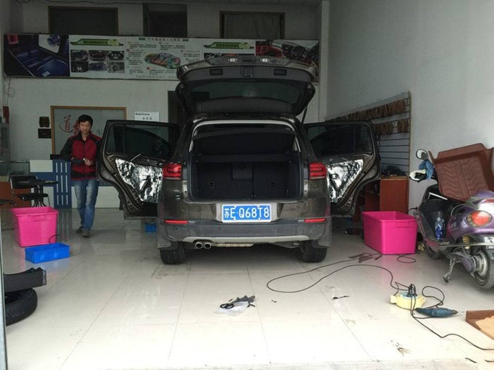 蘇州道聲專業(yè)汽車音響改裝店-2015款全新途觀音響改裝，小燒入門級(jí)，走起~~~~~