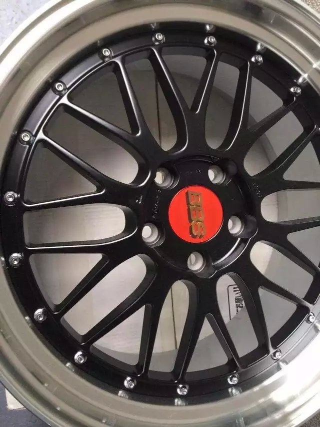 日本，鍛造：BBS LM 19