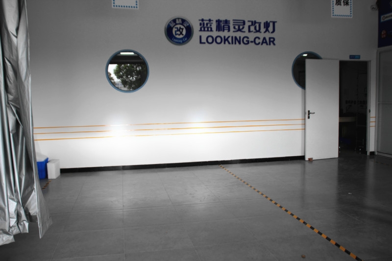 合肥藍精靈實體店大眾高爾夫改升級雙ULED大燈