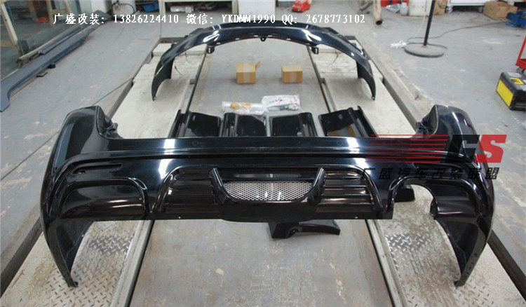 TOYOTA豐田Alphard埃爾法改裝WALD大包圍保險(xiǎn)杠中網(wǎng)尾翼排氣管