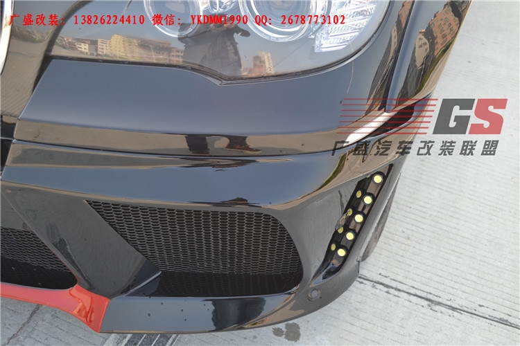 BMW寶馬X6 E71改裝LUMMA寬體大包圍碳纖維機(jī)蓋后唇四出排氣管尾翼