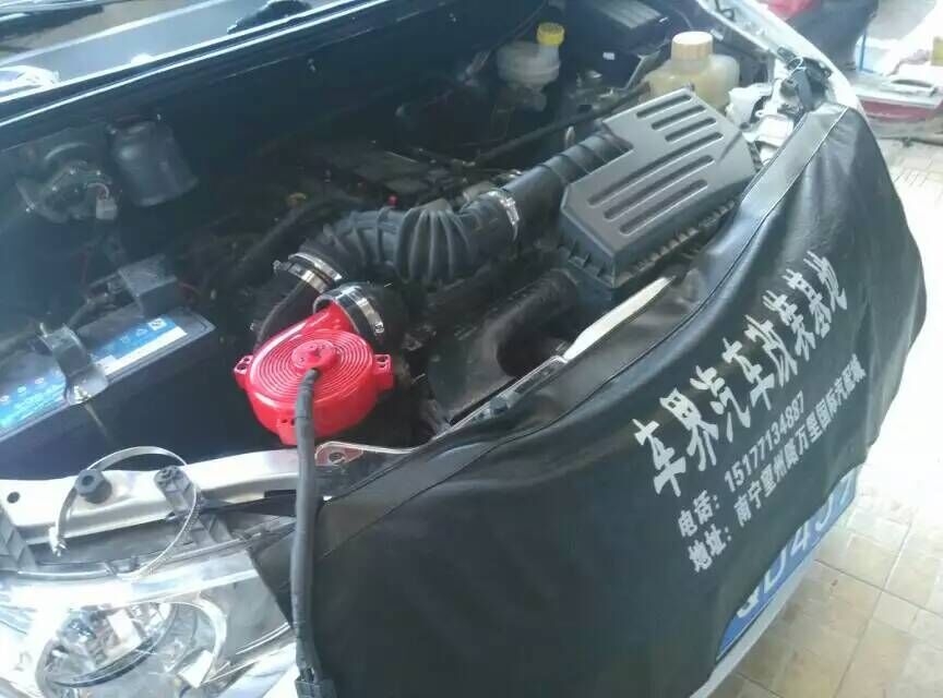 五菱宏光S提升動力節(jié)油改裝進氣改裝離心式汽車電動渦輪增壓器LX1006