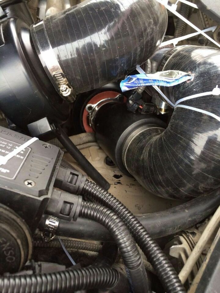 丰田锐志专用提动力节油改装件离心式汽车电动涡轮增压器LX3971