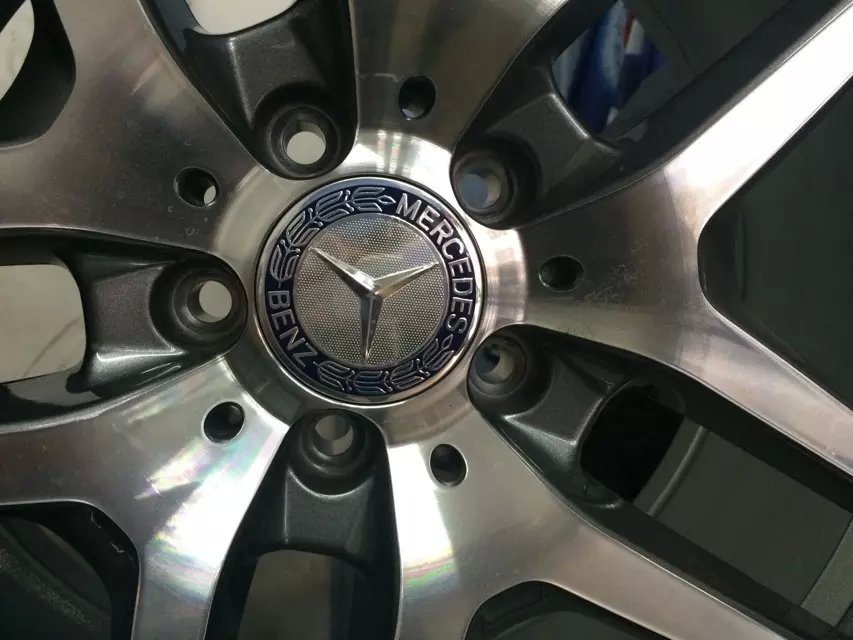 奔馳AMG ，S系：19寸，  新車拆下一套，超新 合裝S 升級