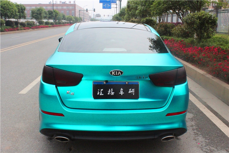 湖南汽車(chē)改色貼膜 長(zhǎng)沙進(jìn)口啞光電鍍改色膜  起亞K5改色貼膜