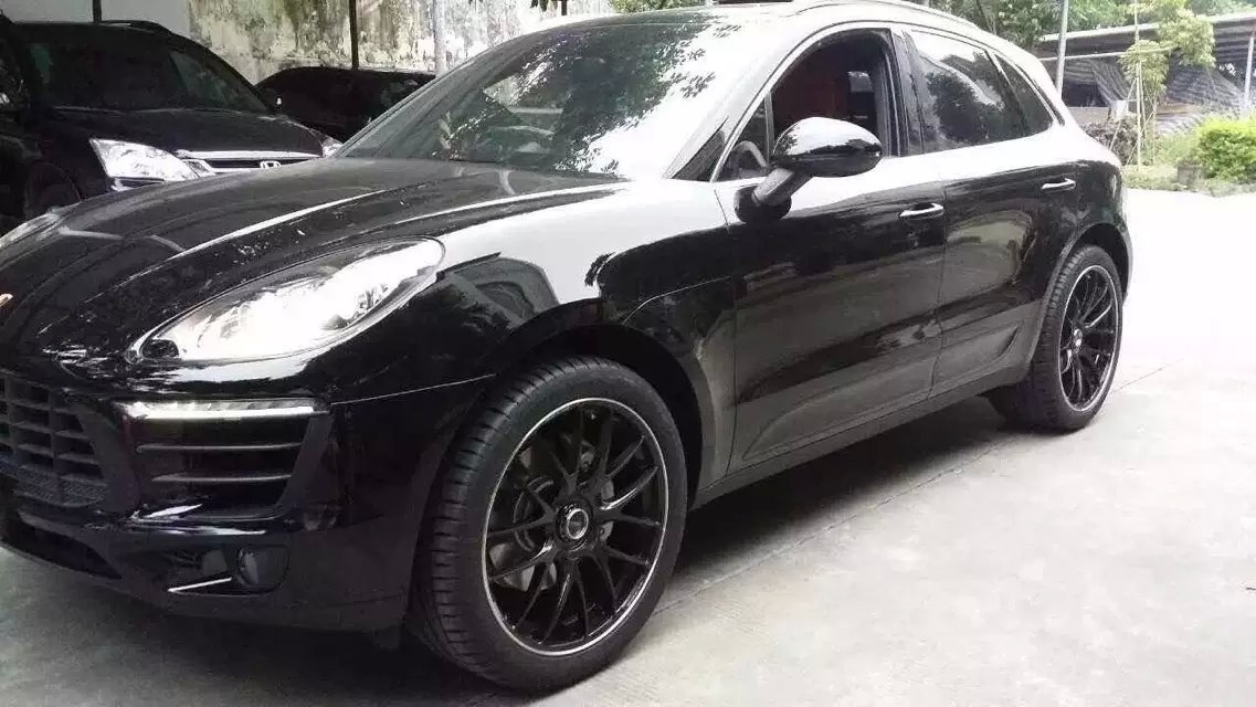 保時捷macan．裝21寸 RAYS．G27．無需中心環(huán)．完美吻合