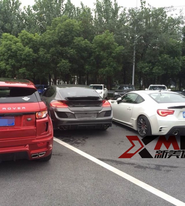 保時(shí)捷Panamera GTS 4S改裝大包圍小包圍碳纖維尾翼機(jī)蓋后唇前唇