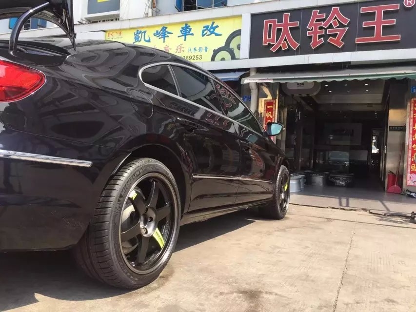 CC、裝18寸 全新TE37
