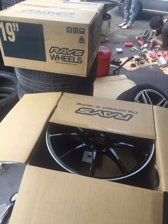 C63、裝19寸 全新 G25