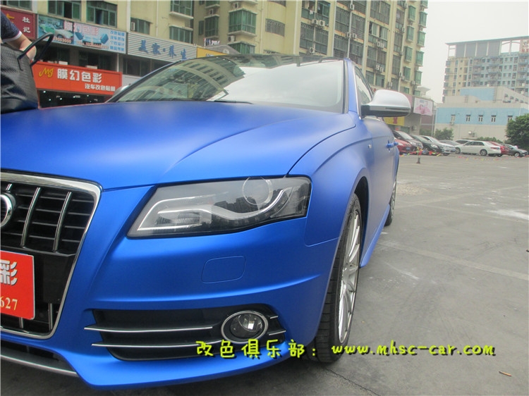 奧迪A4L車(chē)身改色貼膜 深圳汽車(chē)改裝 實(shí)體店