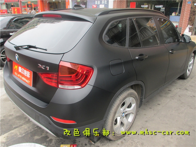 寶馬X1改顏色 全車改色貼膜 原車棕色改亞光黑