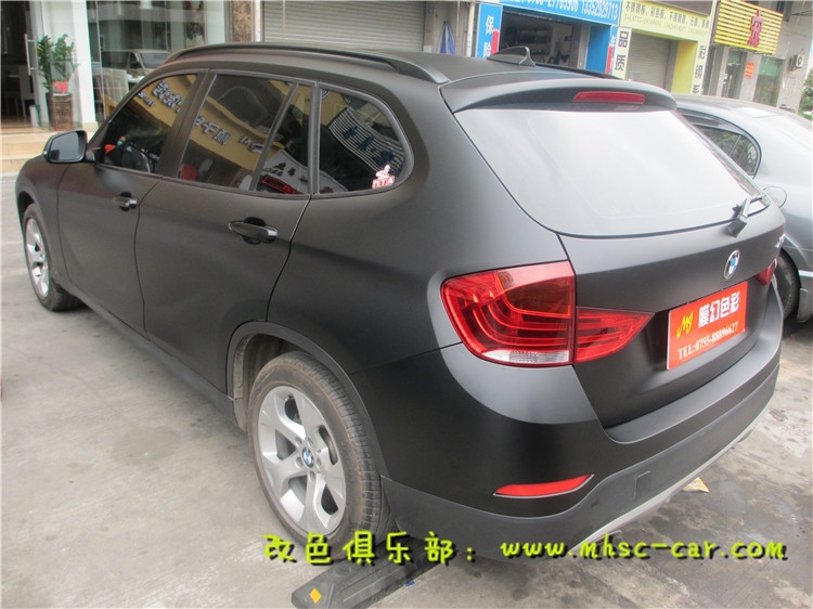 寶馬X1改顏色 全車改色貼膜 原車棕色改亞光黑