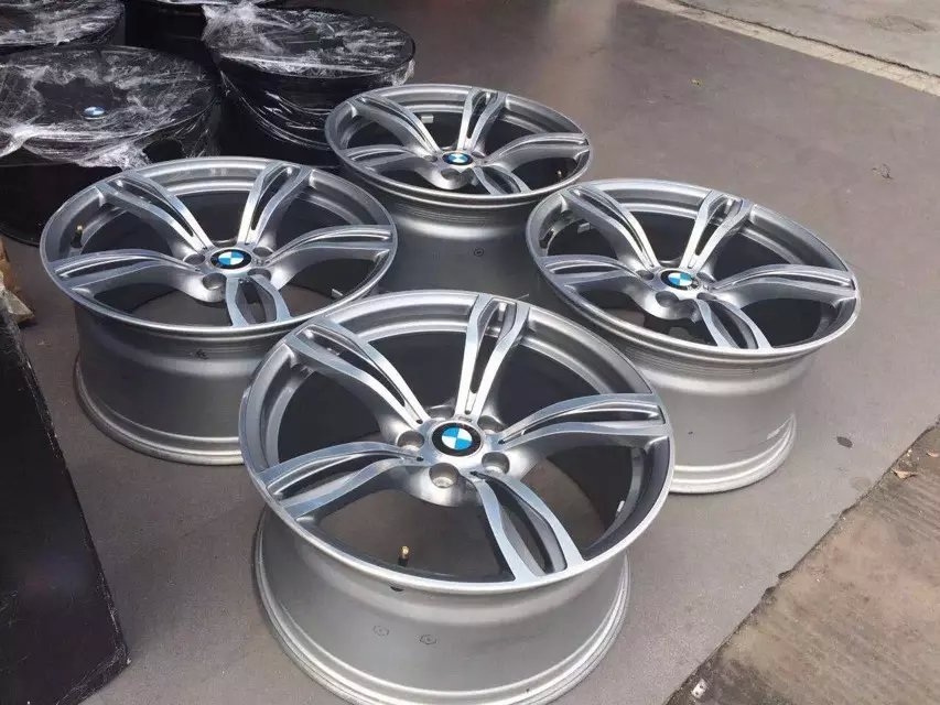 X6、裝20寸，鍛造 M6 原裝