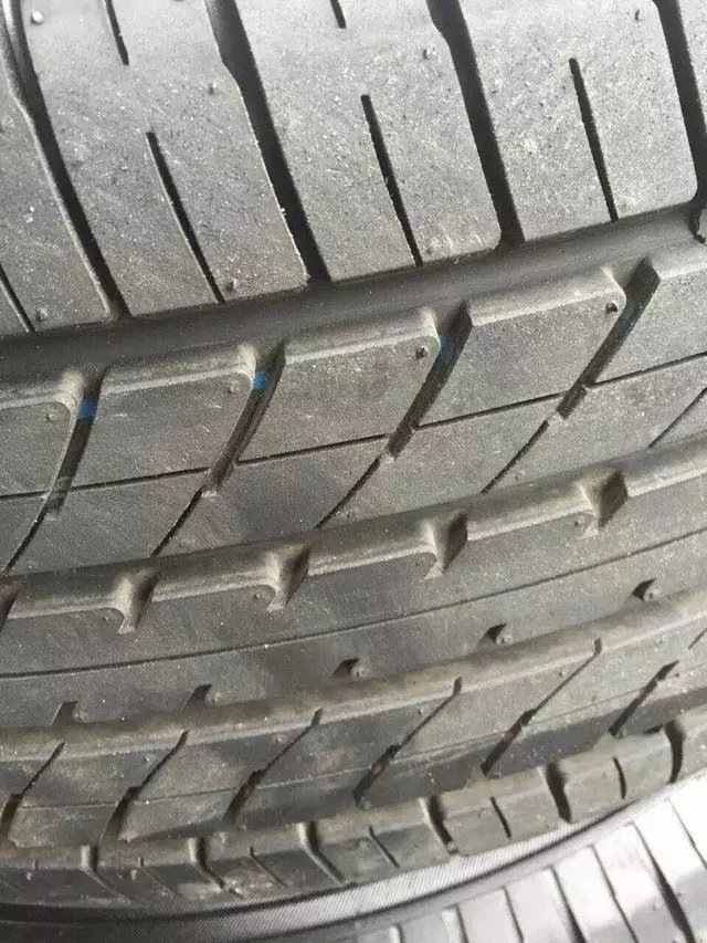 最新款 阿爾法：18寸，235/50R18 4S店拆下一套，需要的來?。。? aid=