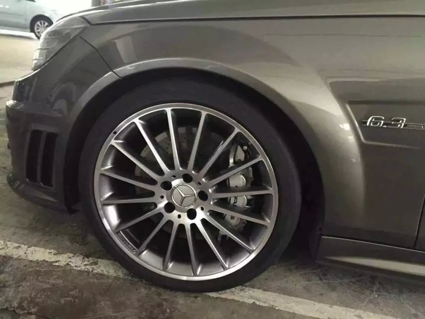 C63 原裝 19寸，鈴有小花，呔8成