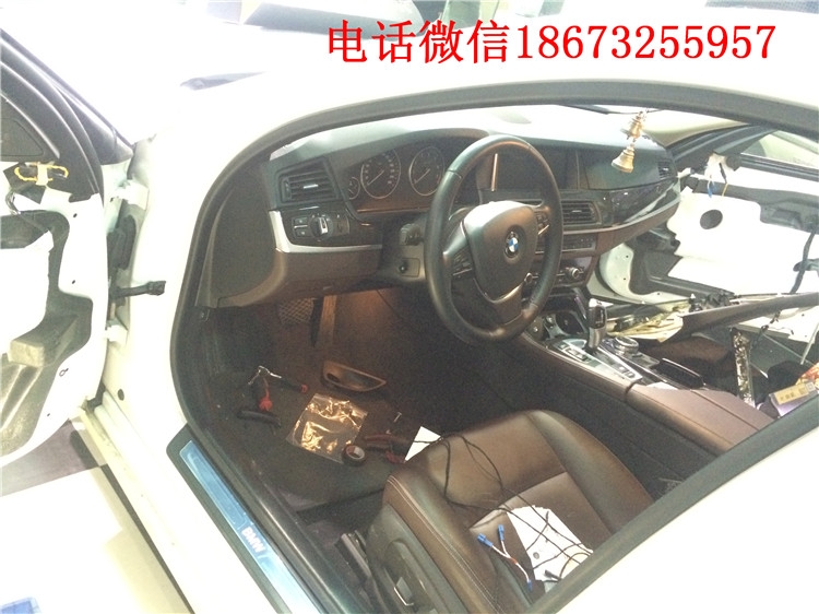湖南長沙寶馬525加裝液晶儀表、氛圍燈。湖南哪里有寶馬專業(yè)改裝。