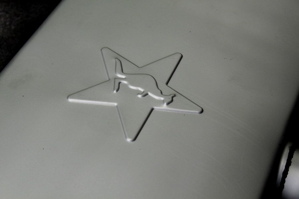 Axela昂克賽拉-雷鳥排氣改裝