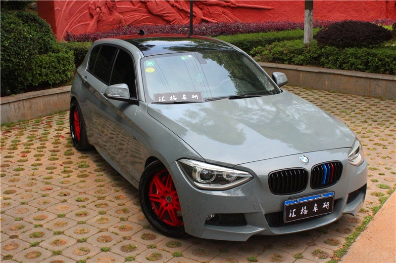 長(zhǎng)沙寶馬118全車改色膜 法國(guó)HEXIS水泥灰改色膜 湖南汽車改色膜