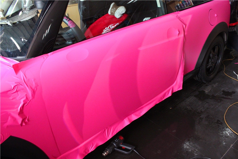 長(zhǎng)沙汽車(chē)改裝 寶馬Mini全車(chē)換色貼膜 全車(chē)玫紅色 汽車(chē)貼紙
