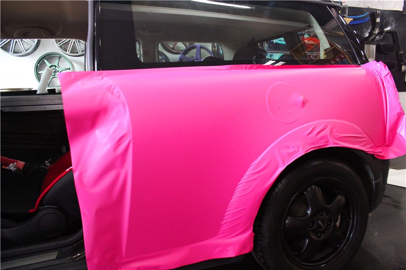 長(zhǎng)沙汽車(chē)改裝 寶馬Mini全車(chē)換色貼膜 全車(chē)玫紅色 汽車(chē)貼紙