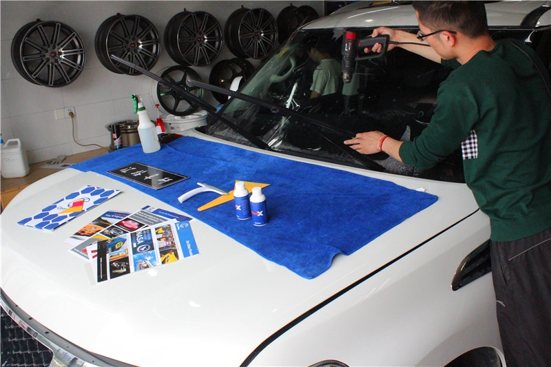 長沙玻璃盾實體店 美國ClearPlex隱形玻璃盾甲 日產途樂施工ClearPlex隱形玻璃盾甲膜