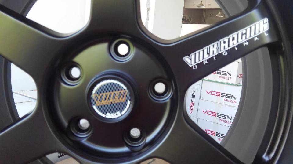 經(jīng)典TE37 17*7.5+路馳凌輪胎完美裝車(chē)現(xiàn)代朗動(dòng)