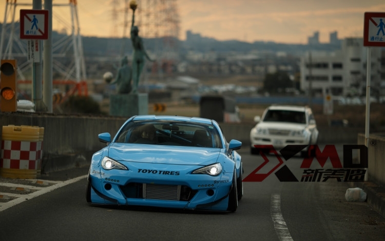 斯巴魯BRZ豐田86改裝Rocket Bunny V2大包圍尾翼碳纖維機蓋葉子排氣   火箭兔2代