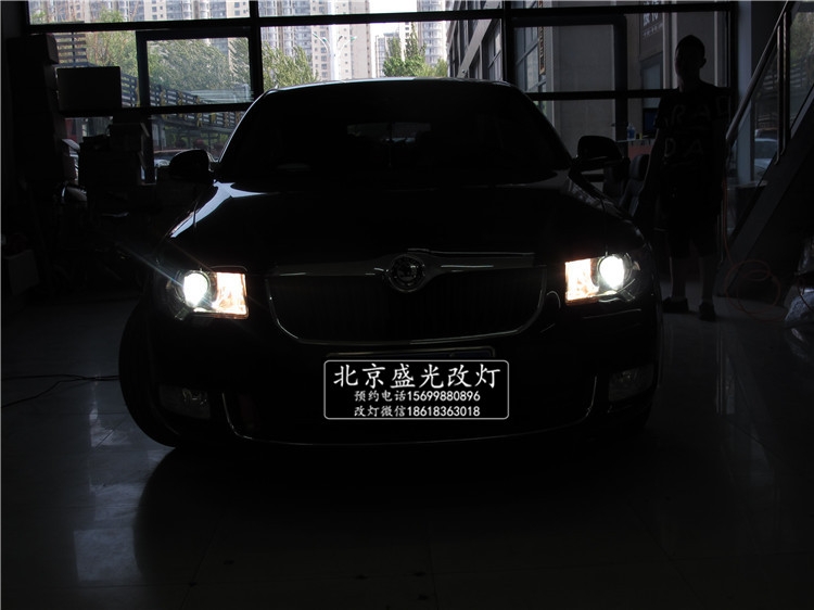 昊銳改海拉五雙光透鏡歐司朗氙氣大燈