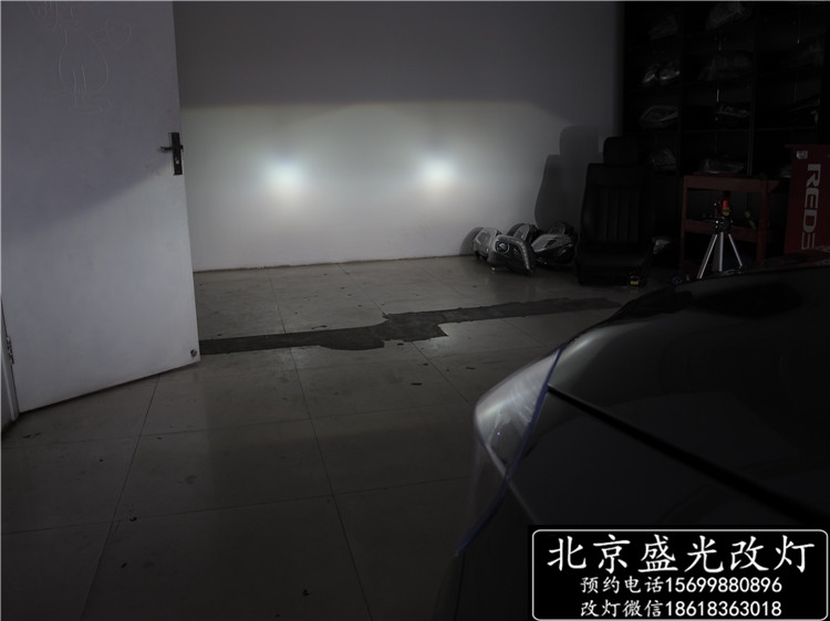 奔馳A180低配升級原廠高配LED日行燈氙氣大燈總成