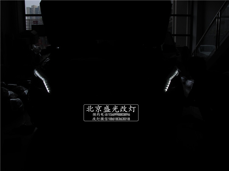 奔馳A180低配升級原廠高配LED日行燈氙氣大燈總成