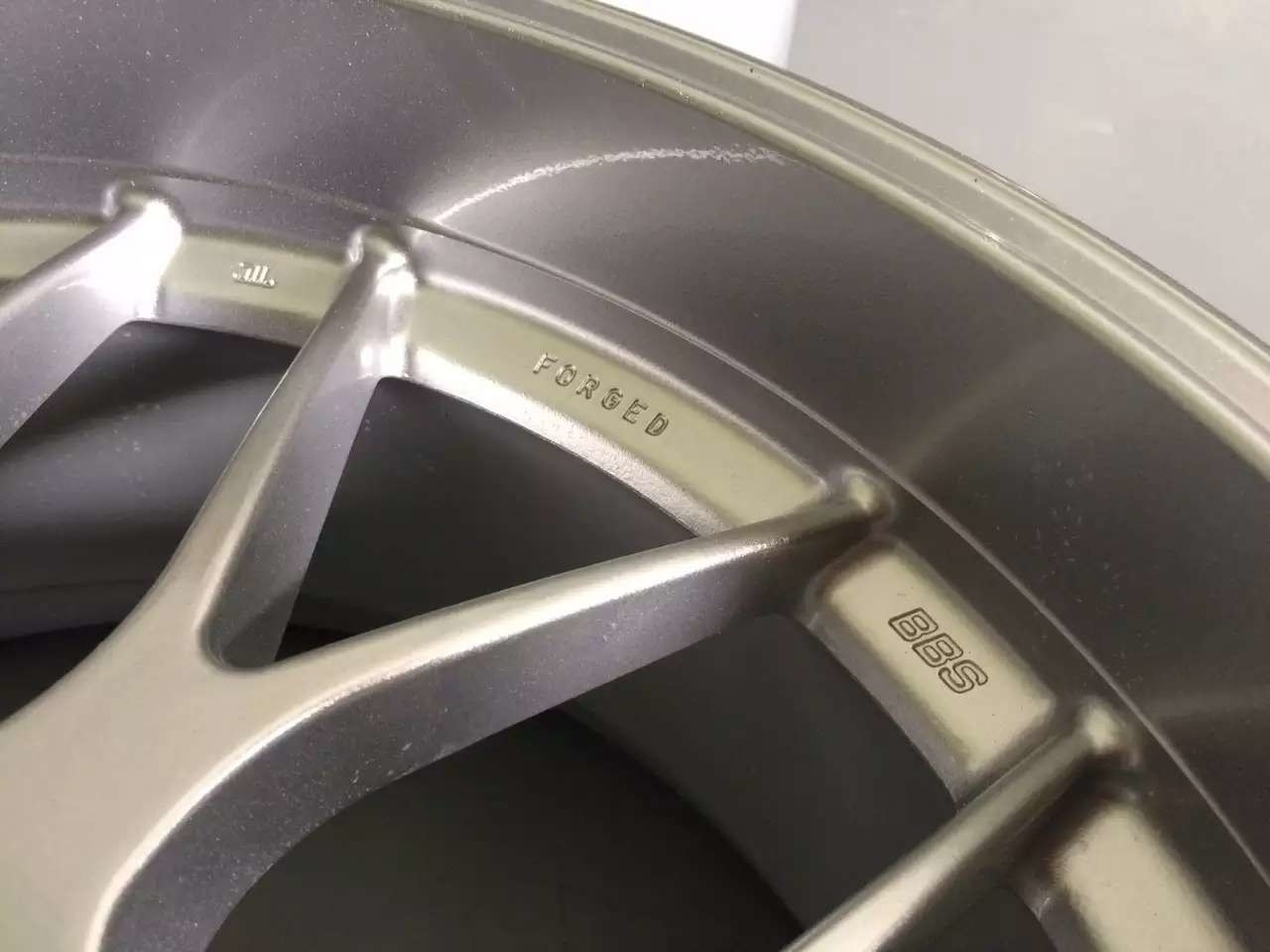 BBS-RG：鍛造極品一套，19 9J ET20 10J ET20 5*12