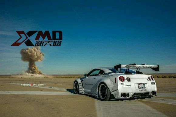 日產(chǎn)GTRR35改裝LBPERFORMANCE款寬體包圍前唇尾翼后擾流排氣
