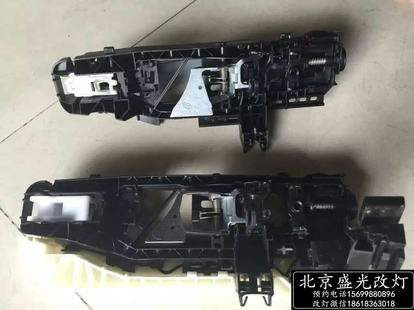 北京改燈 奔馳S320改原廠電尾門(mén) 無(wú)鑰匙進(jìn)入 腳掃