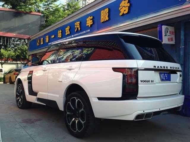 路虎攬勝行政版改HAMANN（哈曼）包圍  強(qiáng)悍肌肉感