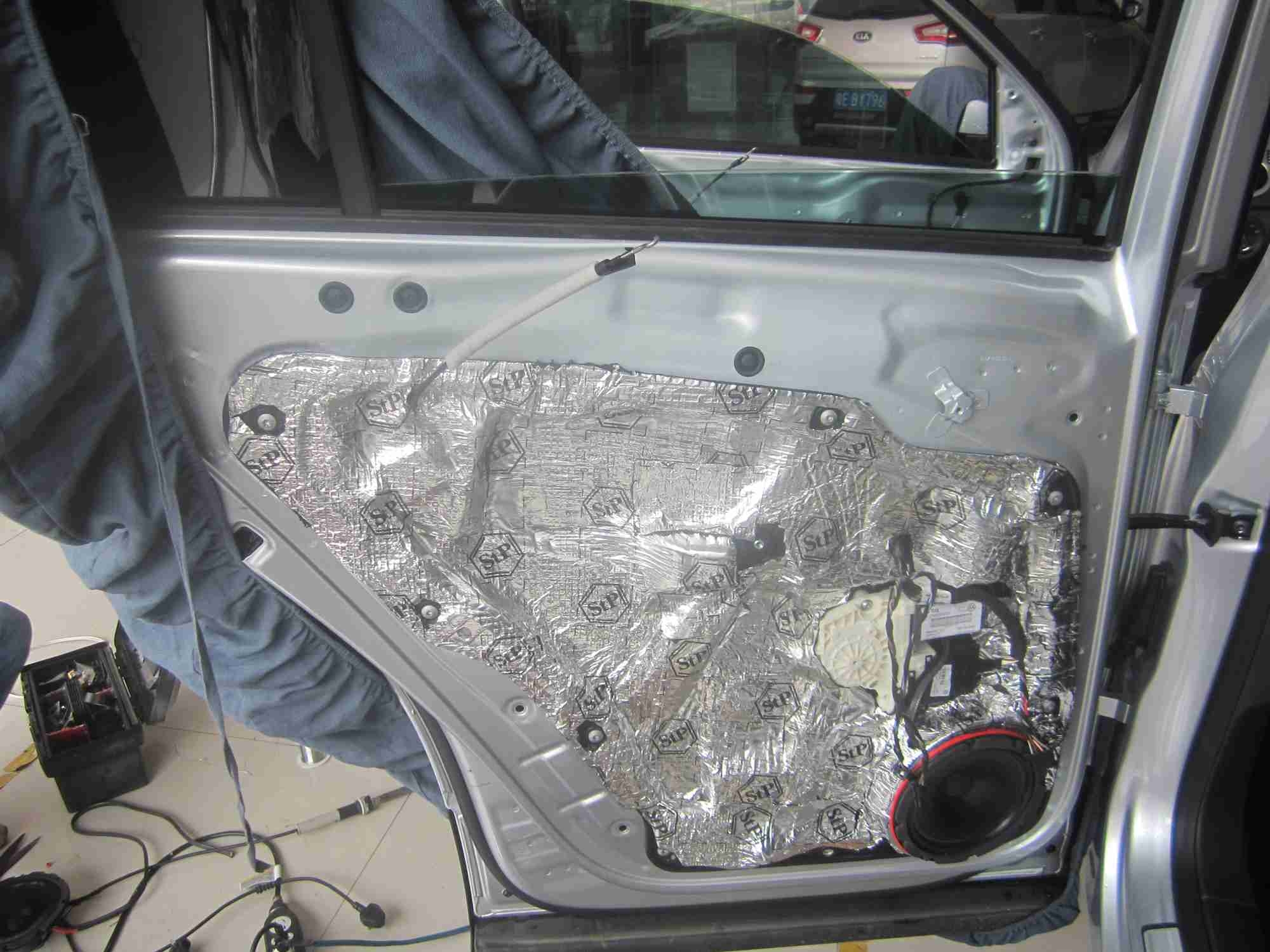 無損音響改裝首選 | 佛山途歌汽車影音：途觀音響升級德國RS喇叭、四門雙層俄羅斯STP隔音、飛歌安卓版DVD導航