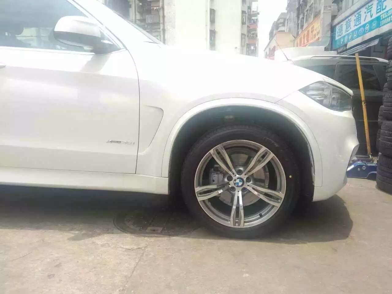 X5,裝20寸、M6原裝鍛造,效果給力!