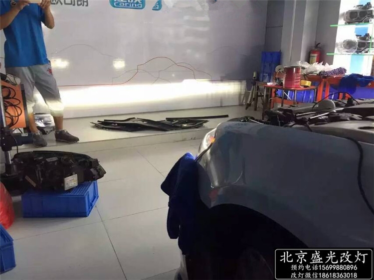 寶馬750LI升級(jí)原廠全LED大燈總成