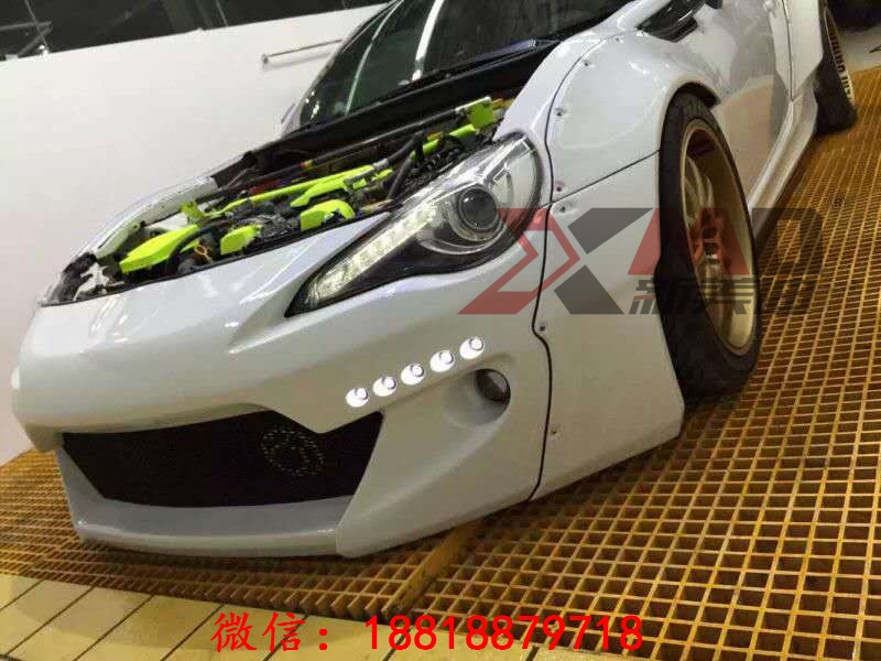 豐田86 BRZ改裝寬體空力套件 ，現(xiàn)貨供應(yīng)， 廠家直銷最低價(jià)格。
