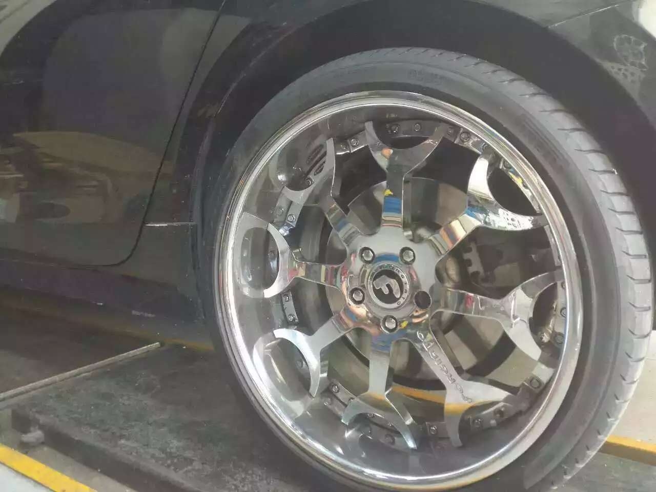 寶馬535GT．裝21寸，美國F